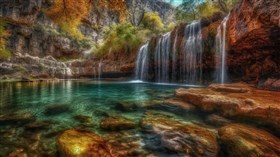 4K HDR Lagoon Falls