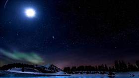 Snowy_Switzerland_Aurora