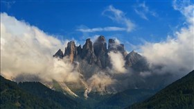 Timelapes_Mountain_Clouds