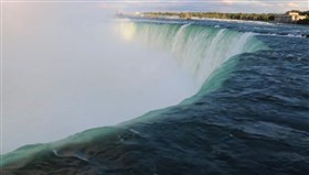 NIAGARA_FALLS CLOSE_UP